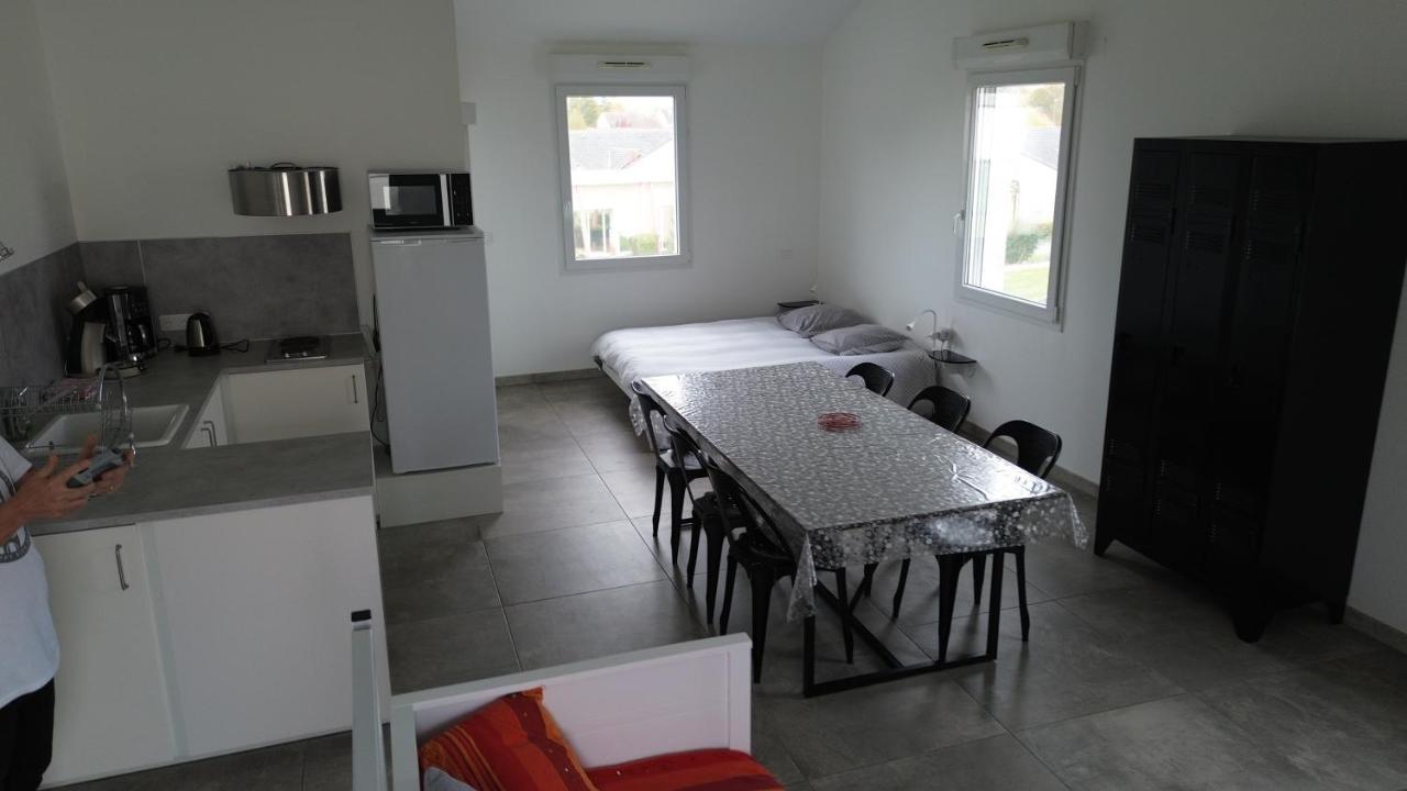L Atelier Lägenhet Courtisols Exteriör bild